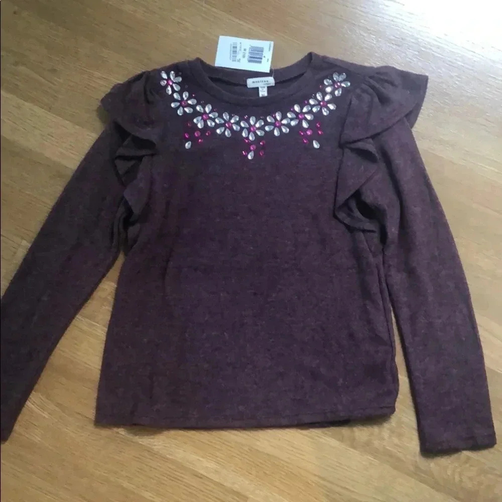 BNWT super soft jeweled shirt for girls